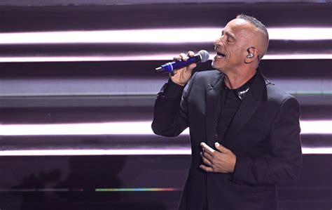 Un Concerto Inaspettato: Eros Ramazzotti si Presenta al Teatro dell'Opera di Roma per una Sera Speciale!